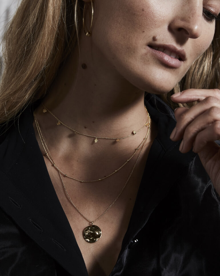 n&aacute;hrdeln&iacute;k Iggy Textured Coin Double Wrap Gold